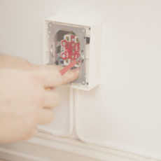 Elektris -stikk med ledning Elektris -stikk med ledning